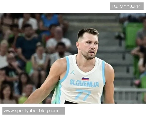 东契奇首节表现轻松自如7投4中斩获13分2板3助1断1帽展现全能实力